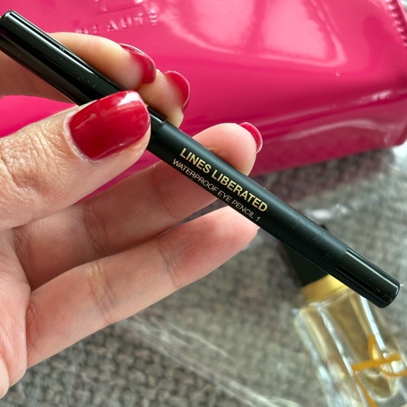 YSL Beauté Pink Patent Makeup Bag + Deluxe Minis | Limited Edition VIP Gift - Picture 10 of 11